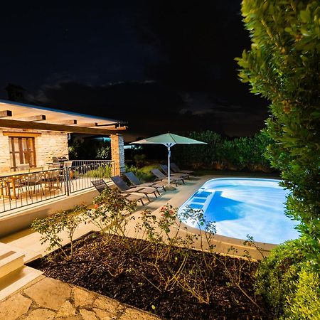 Villa Jurinea In Istrien Mit Pool Barat  ภายนอก รูปภาพ
